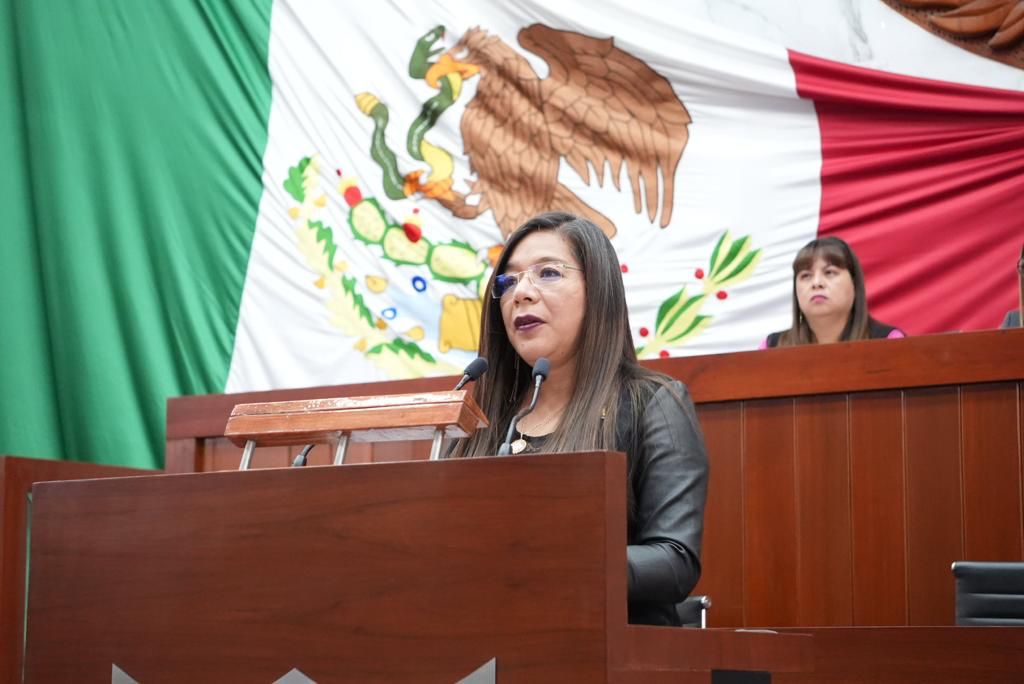 Aprueba LXIV Legislatura acuerdo que concede licencia a Leticia Martínez Cerón